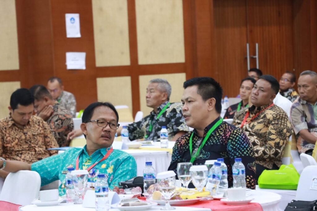 Kadis Kesehatan Pesisir Barat Hadiri Simposium Nasional APKASI