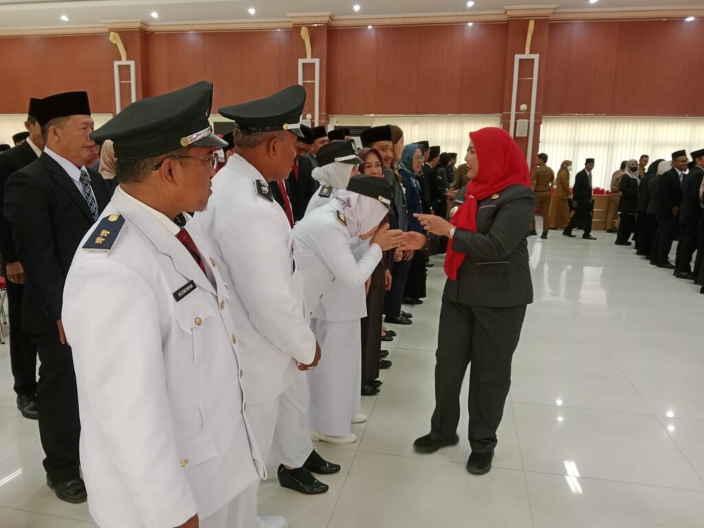 110 Pejabat Administrator hingga Kepala Sekolah di Bandar Lampung di Lantik