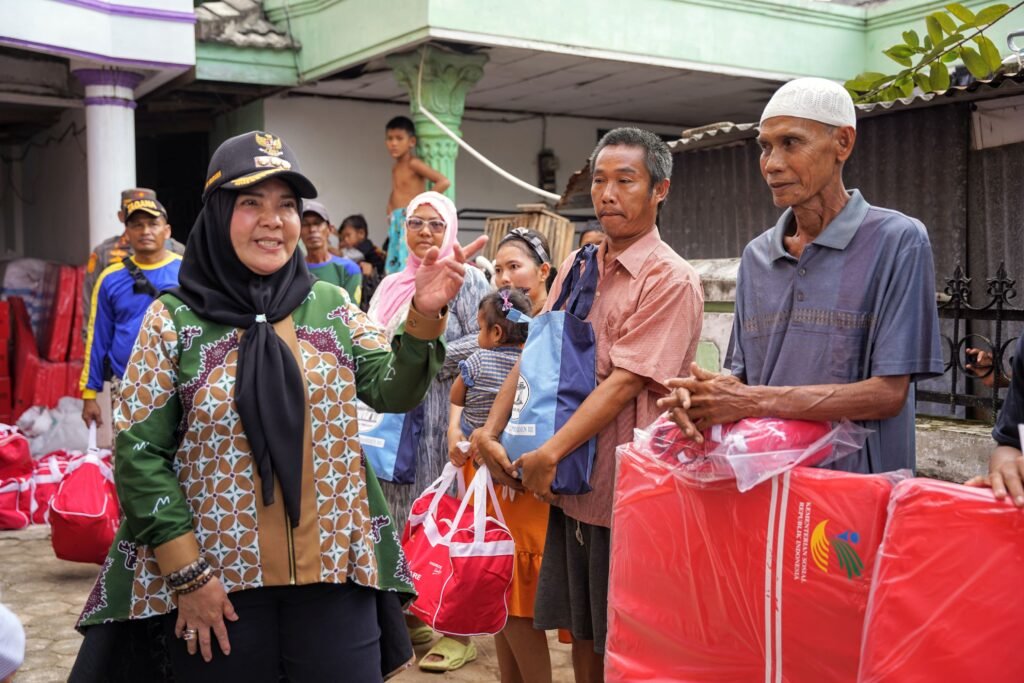 Sejumlah Warga Kali Balau Kencana Ucapkan Rasa Syukur Atas Bantuan Pemkot